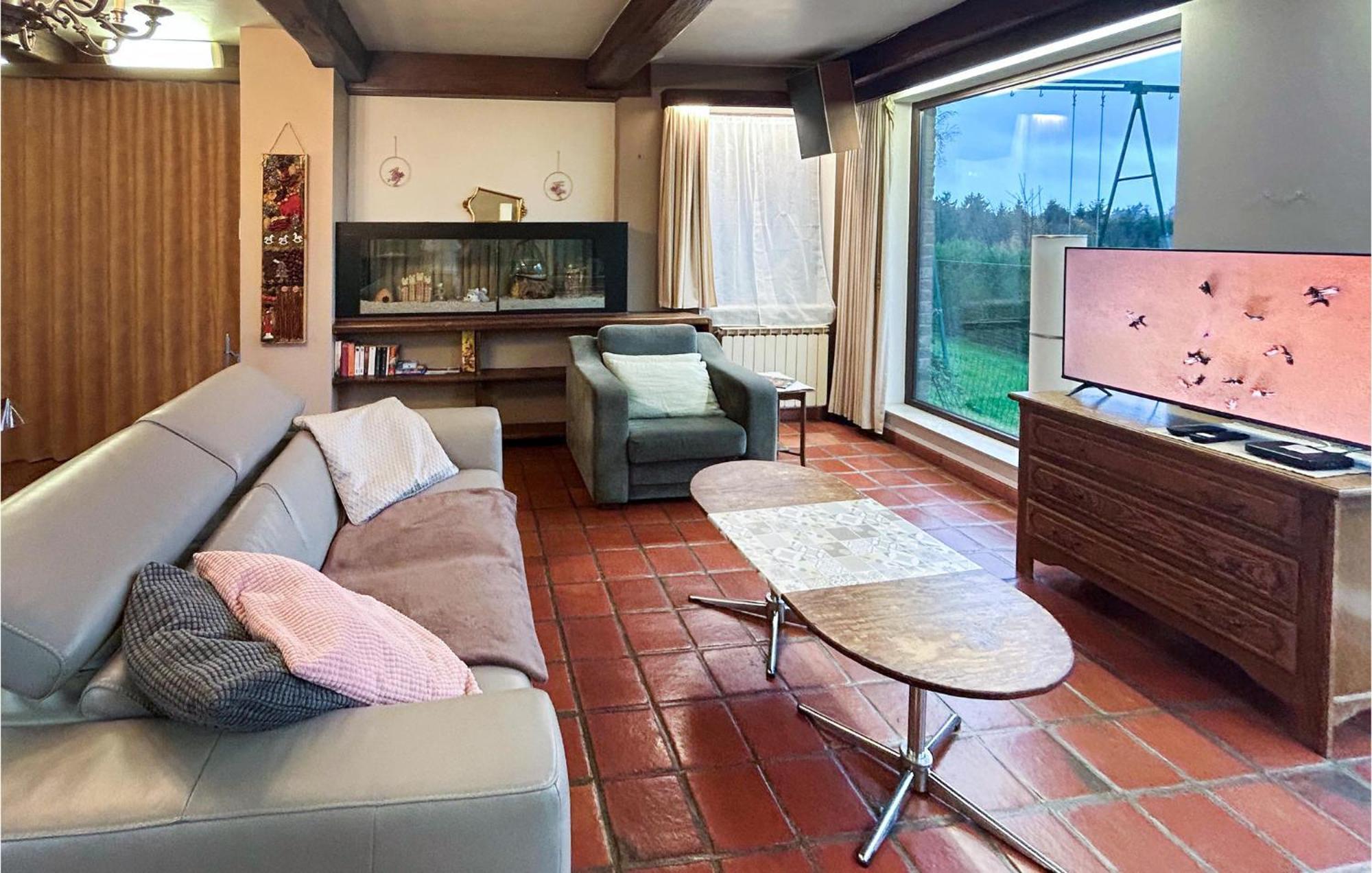 Stunning Apartment In Bastogne With Wifi Exterior photo